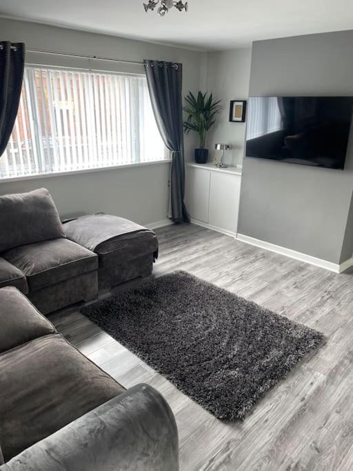 Fantastic Full 3 Bedroom Modern Apartment Belfast Exterior foto